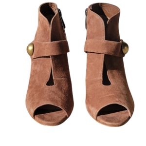 Michael Kors Open toe sz6 suede heel